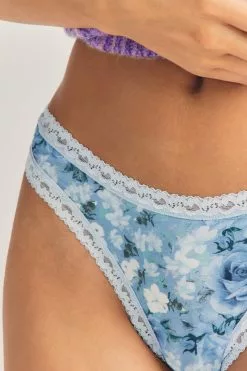 LoveShackFancy LSF X Stripe & Stare Provence Garden Thong Box 20 LoveShackFancy LSF X Stripe & Stare Provence Garden Thong Box