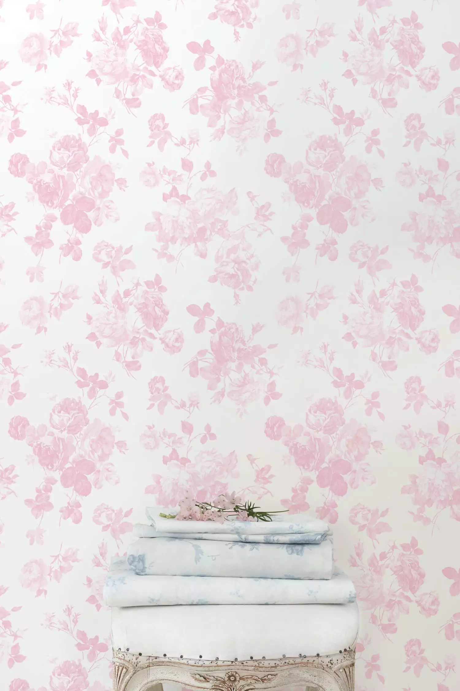 LoveShackFancy Everblooming Rosettes Wallpaper 7 LoveShackFancy Everblooming Rosettes Wallpaper
