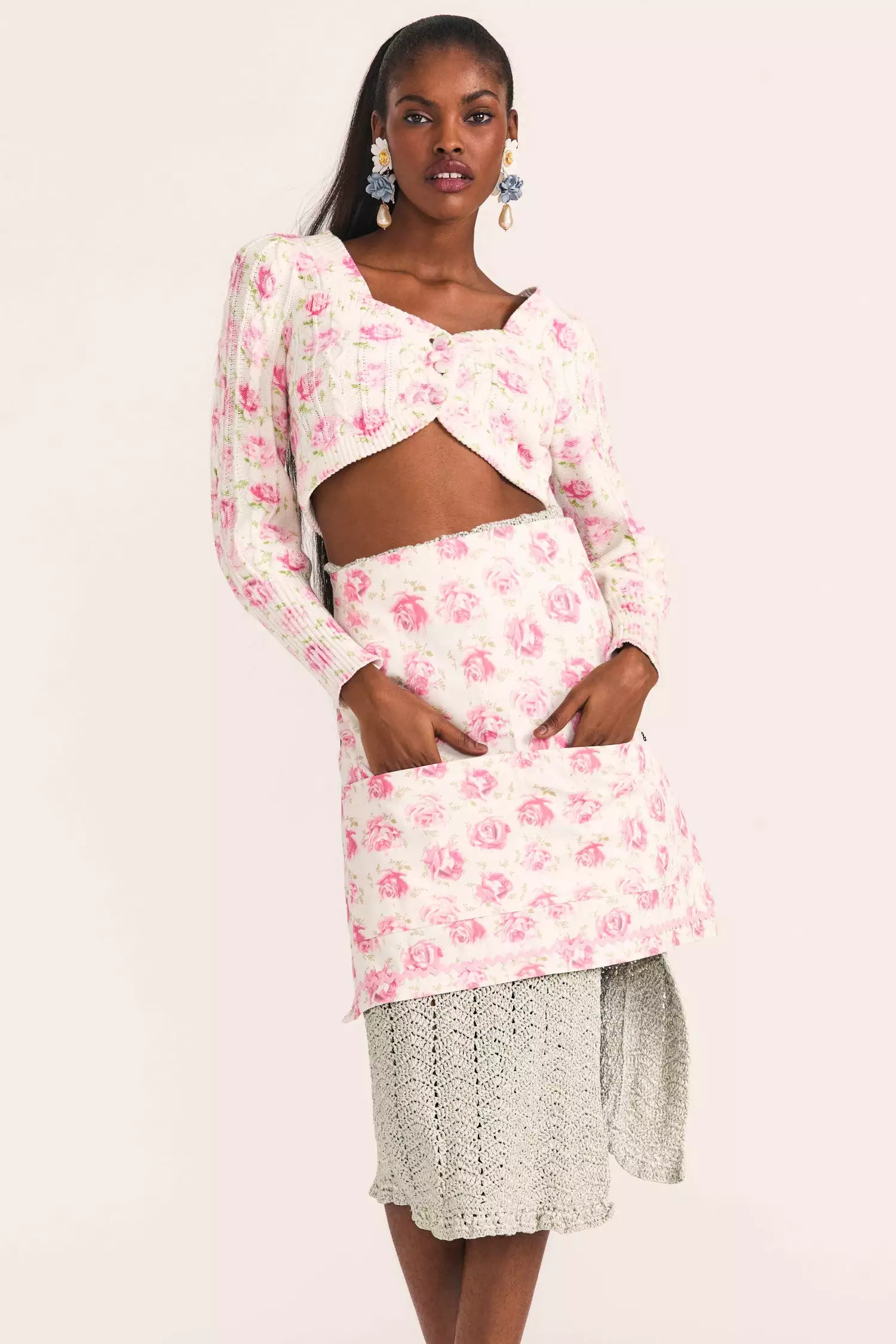 LoveShackFancy X Hedley & Bennett Half Kitchen Apron 2 LoveShackFancy X Hedley & Bennett Half Kitchen Apron