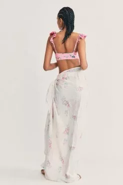 LoveShackFancy Pool Rosa Beaux Linen Beach Throw 11 LoveShackFancy Pool Rosa Beaux Linen Beach Throw