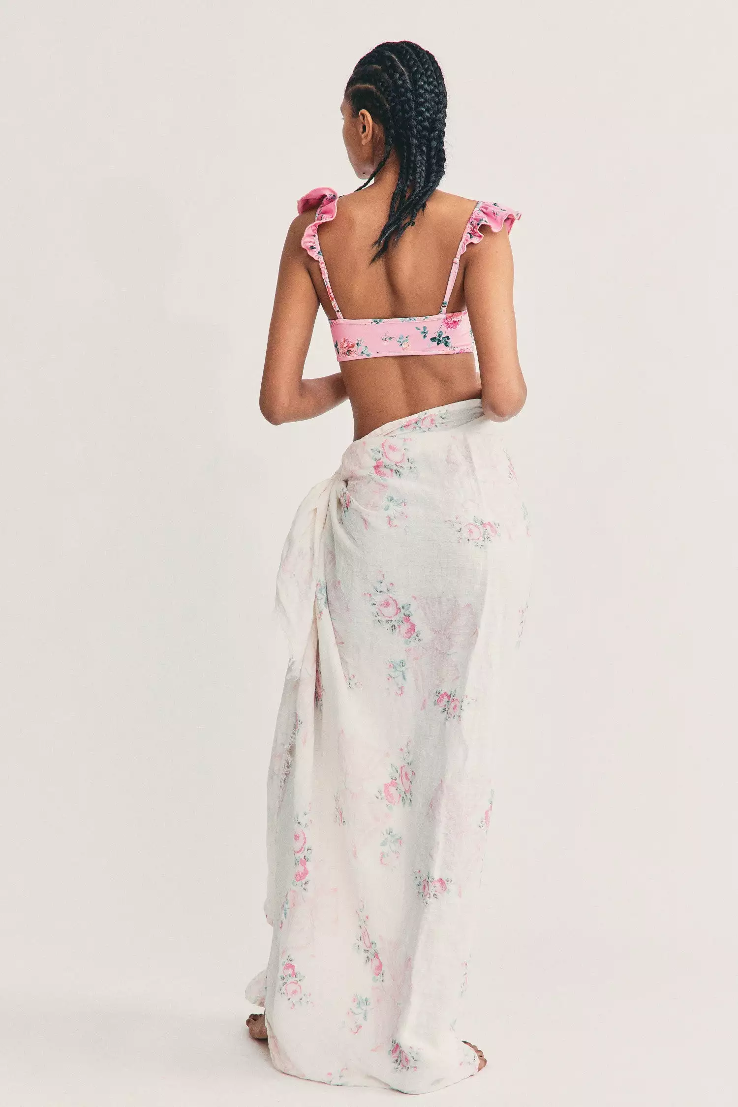 LoveShackFancy Pool Rosa Beaux Linen Beach Throw 6 LoveShackFancy Pool Rosa Beaux Linen Beach Throw